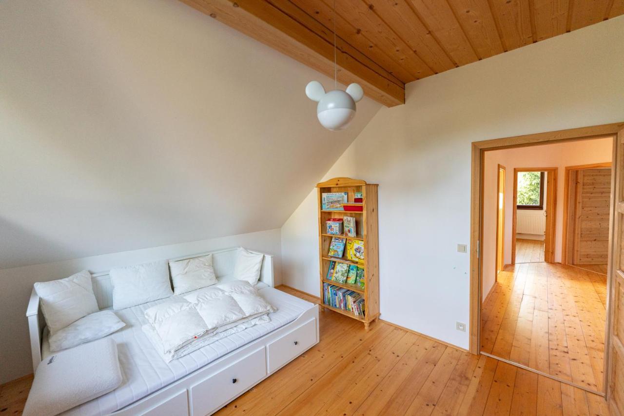 Moderni Sumavska Roubenka S Vyhledem Na Boubin Villa Vimperk Bagian luar foto